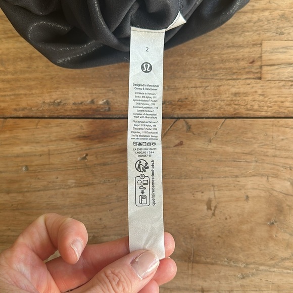 Rare Lululemon Align™ High-Rise 25" Shine Leggings – Radiant Foil Black – Size 2 - Picture 7 of 11